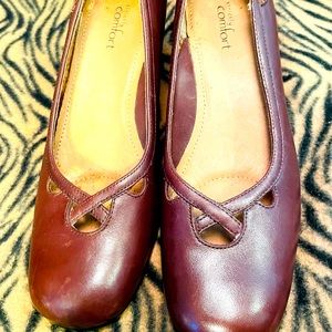 Life Stride Brown Leather Sandals